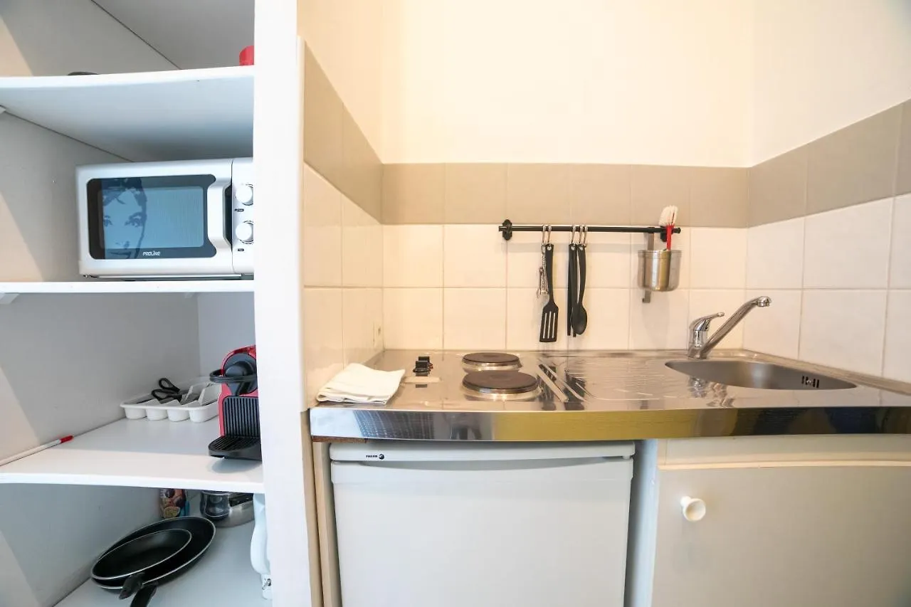 Guestready - Studio Apartments In Downtown Cannes France