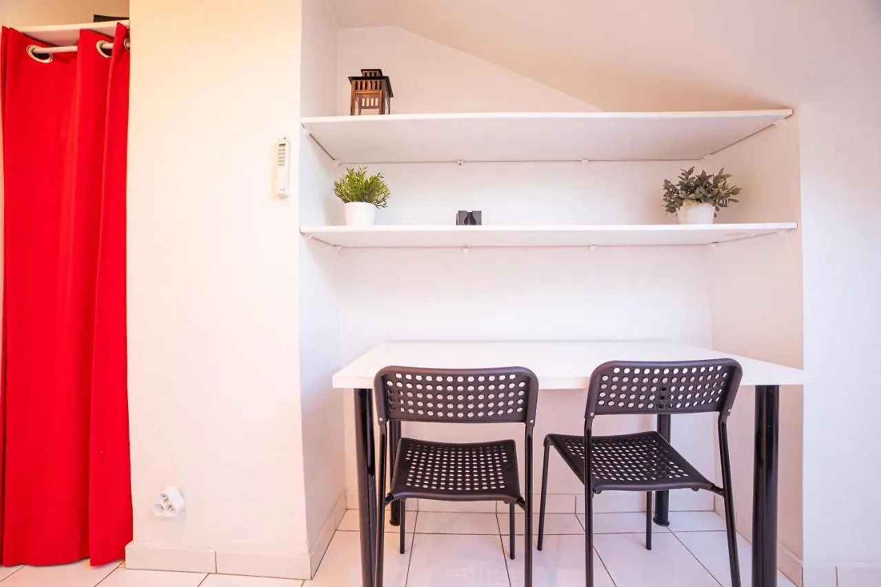 Guestready - Studio Apartments In Downtown Cannes France
